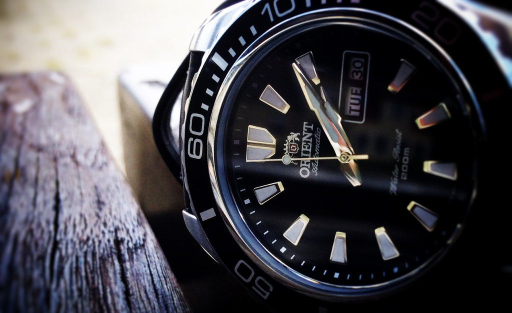 We spend more time per session when reading print content wristwatch